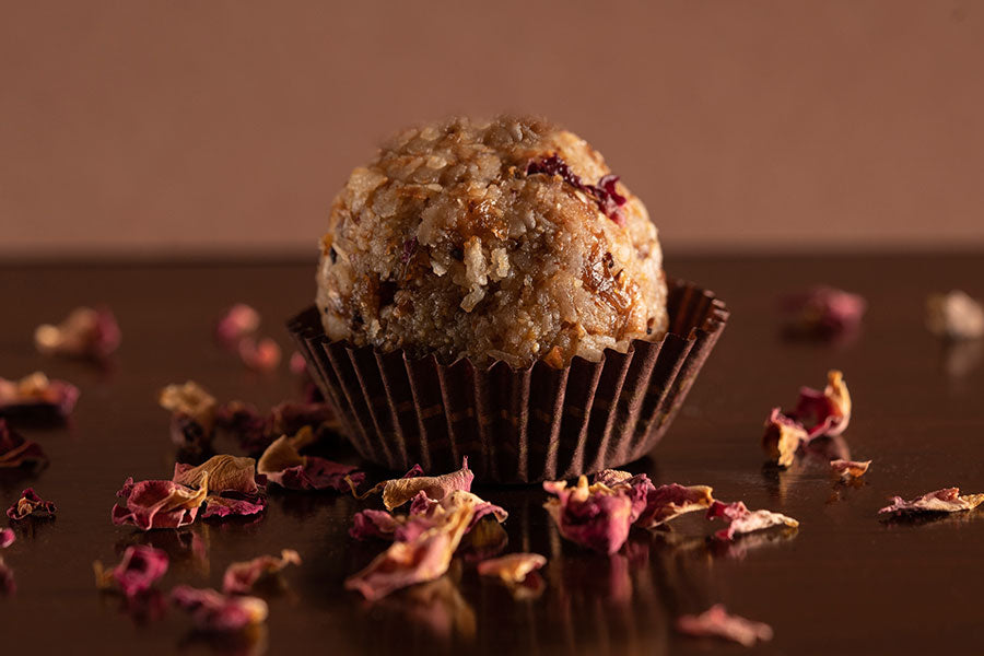 Coconut, Gulkand, Rose, Ashwgandha, Mawa Badam Ladoo